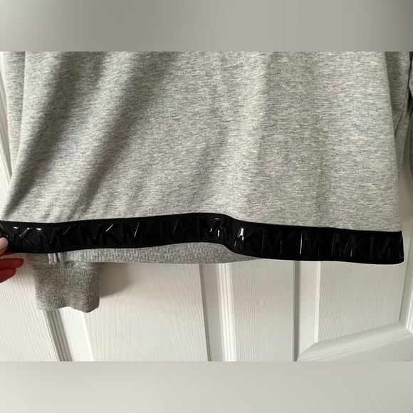 Light weight long sleeve - Picture 4 of 4